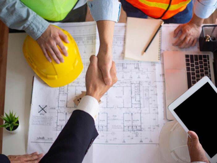 Customer Service 702x526 1