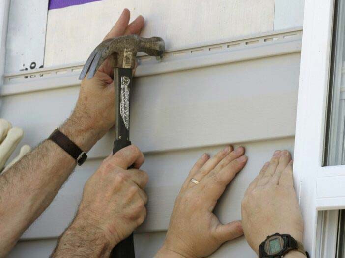 Diy Siding Installation 702x526 1
