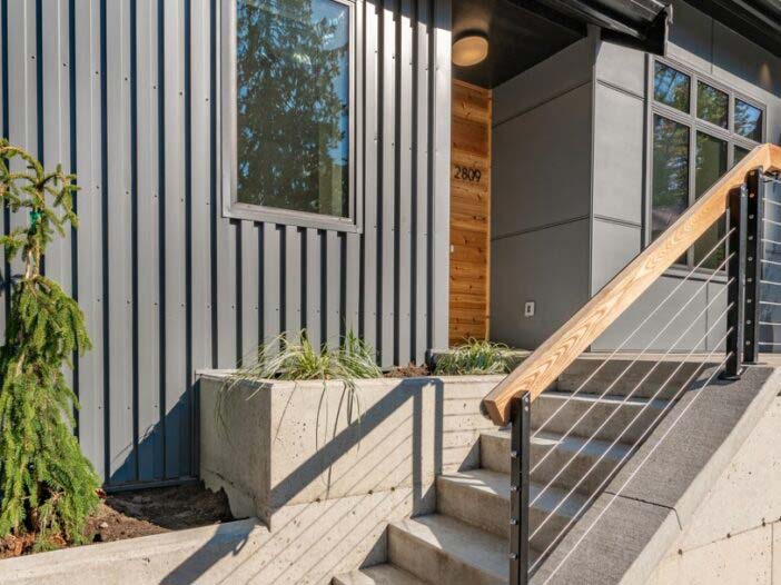 Metal Siding 702x526 2