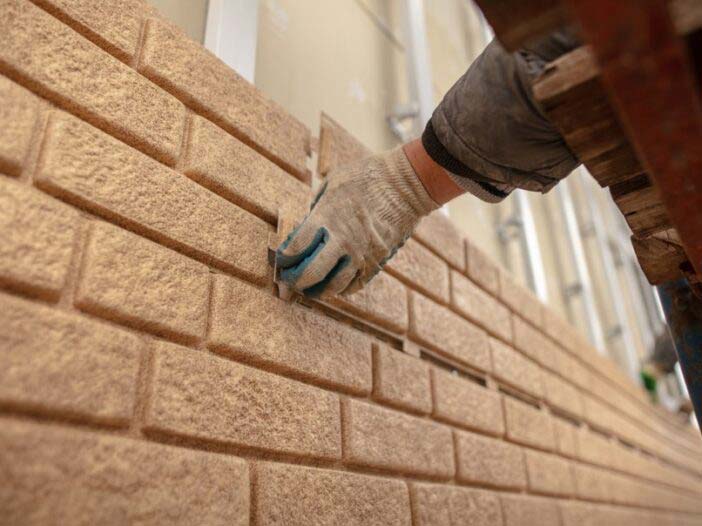 Siding Replacement By Expert 702x526 1